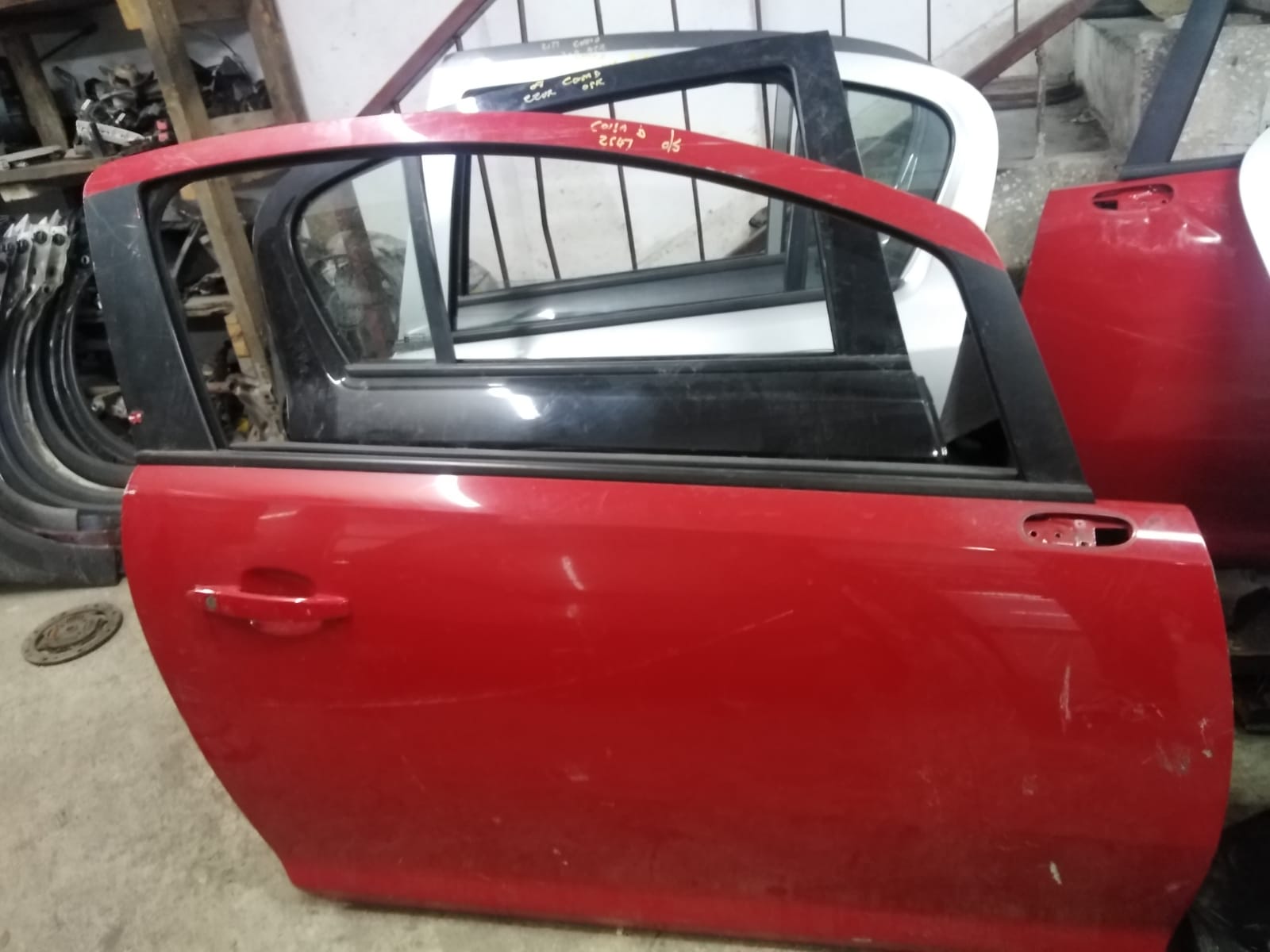 opel-corsa-d-cikma-orijinal-sag-on-kapi Opel Corsa D Çıkma Orijinal Sağ Ön Kapı