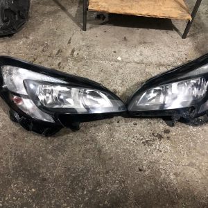 Opel Corsa Çıkma Orijinal Ön Farlar